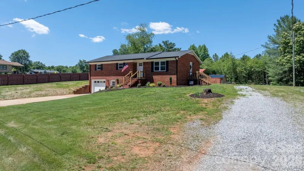 55 Hillsdale Lane Taylorsville NC 28681
