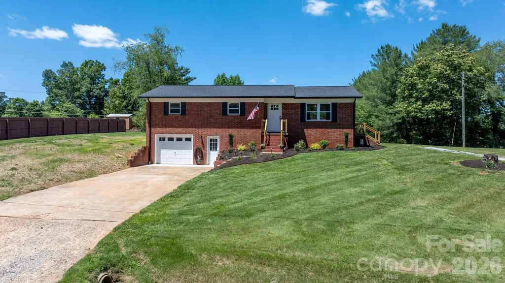 55 Hillsdale Lane Taylorsville NC 28681
