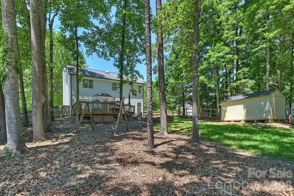 6000 Burnt Mill Run Matthews NC 28104