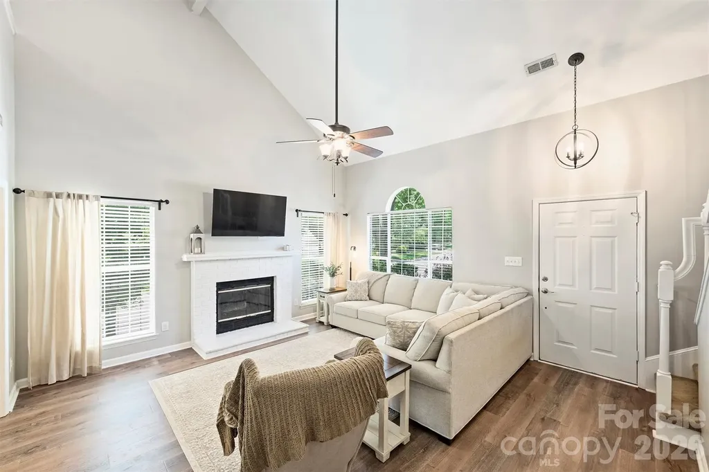 6000 Burnt Mill Run Matthews NC 28104