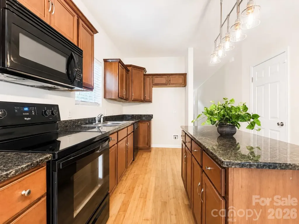 115 High Bluff Circle Mooresville NC 28115