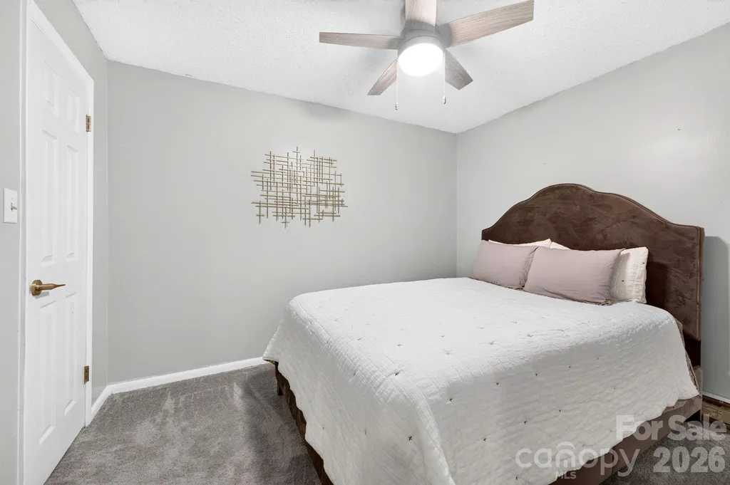 54 Hollybrook Drive Asheville NC 28803