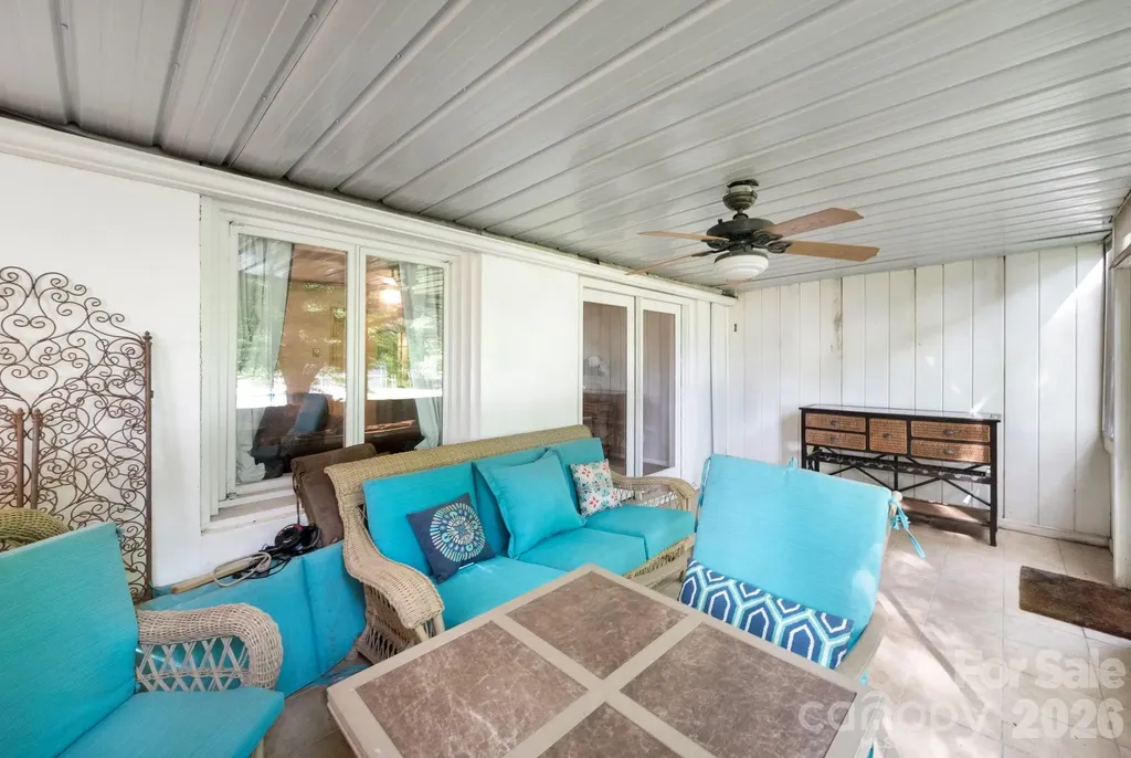 54 Hollybrook Drive Asheville NC 28803
