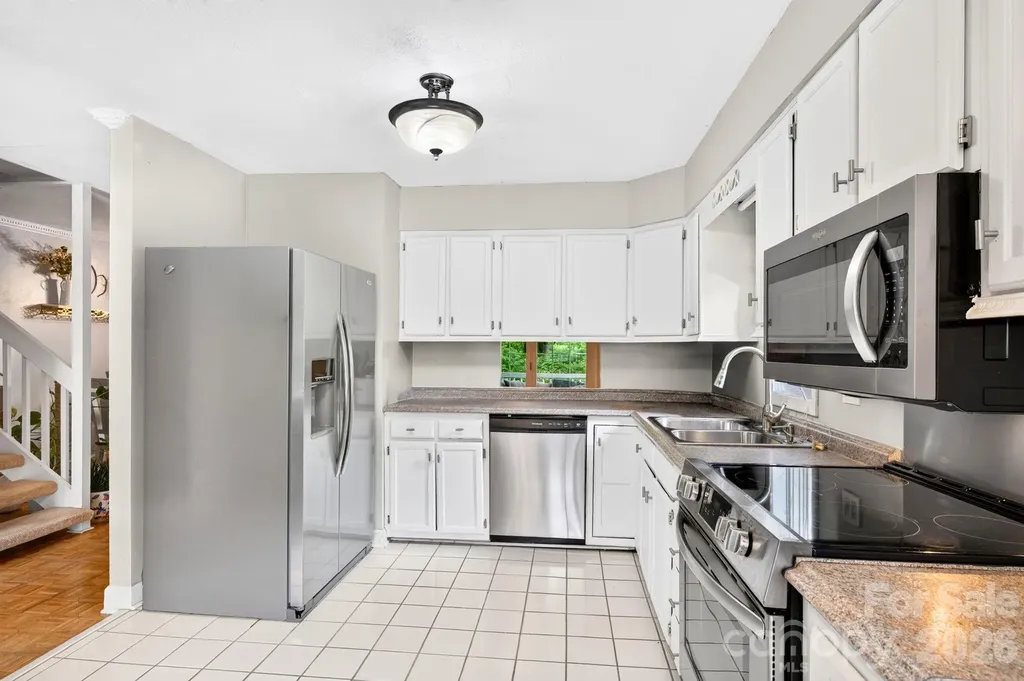 54 Hollybrook Drive Asheville NC 28803