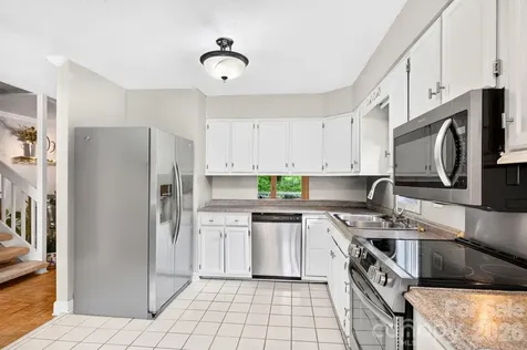 54 Hollybrook Drive Asheville NC 28803