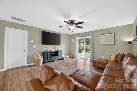 2172 Trollinger Drive Catawba NC 28609