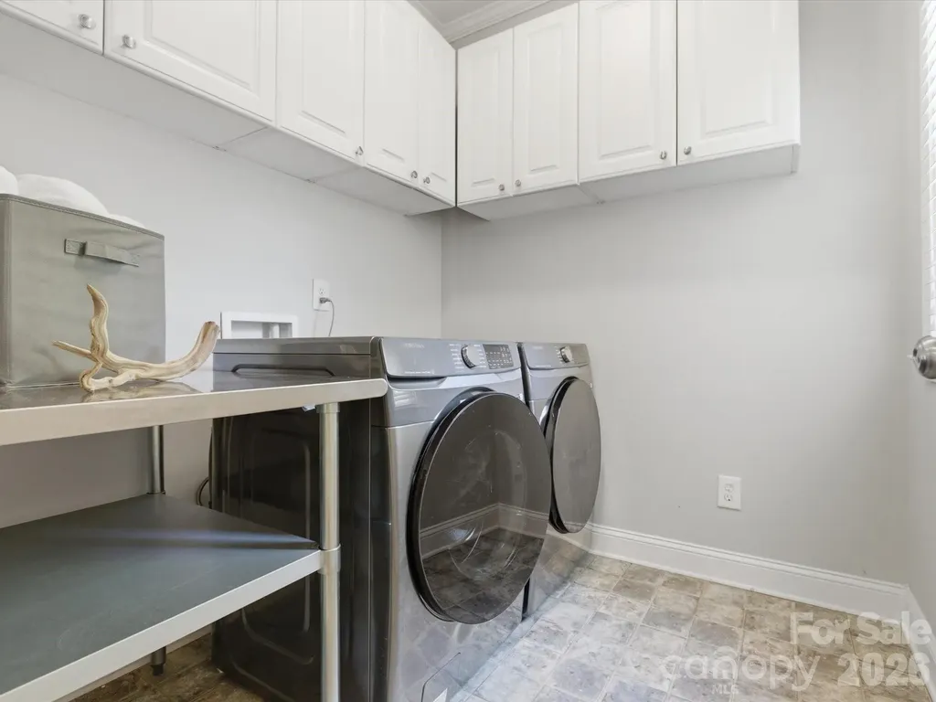 1104 Lytton Lane Matthews NC 28104