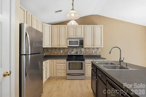 2244 Wexford Way Statesville NC 28625