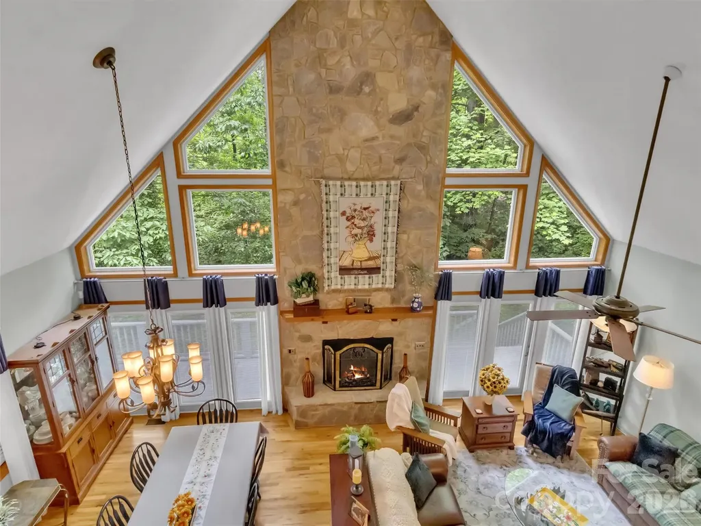 33 Buttercup Place Maggie Valley NC 28751