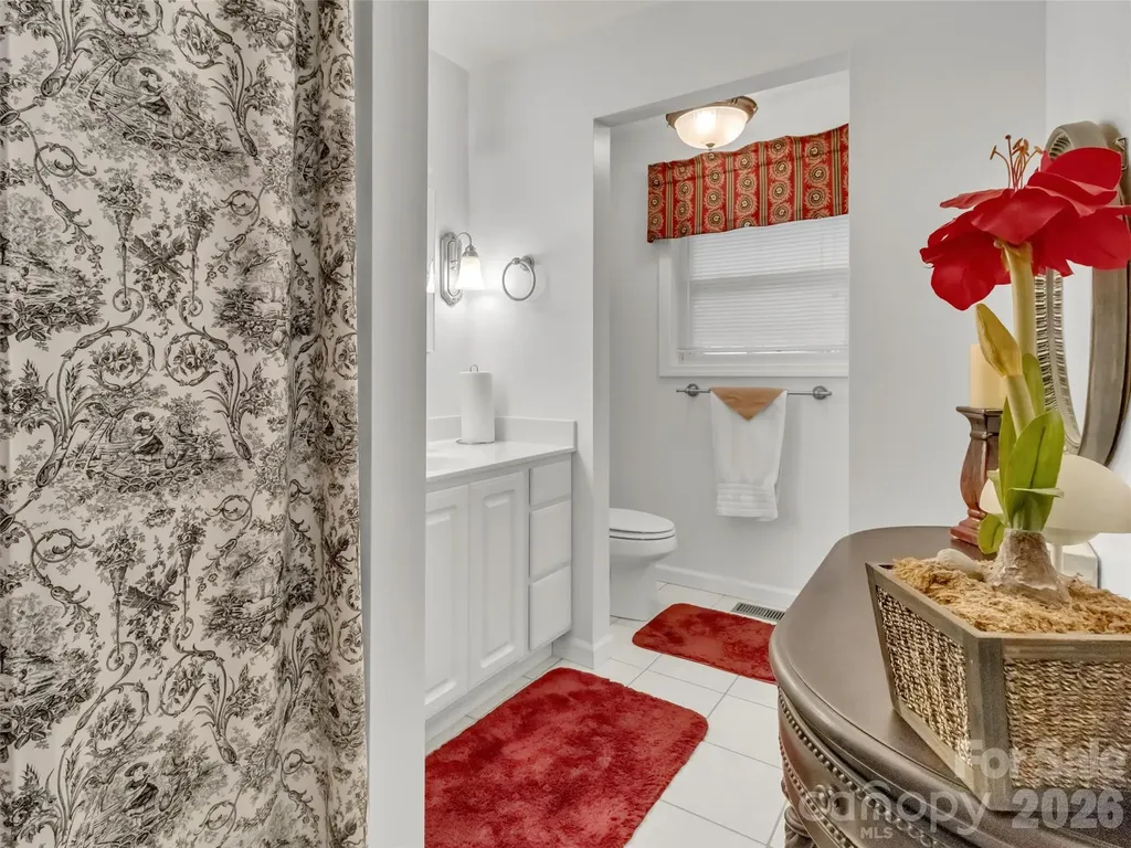 33 Buttercup Place Maggie Valley NC 28751