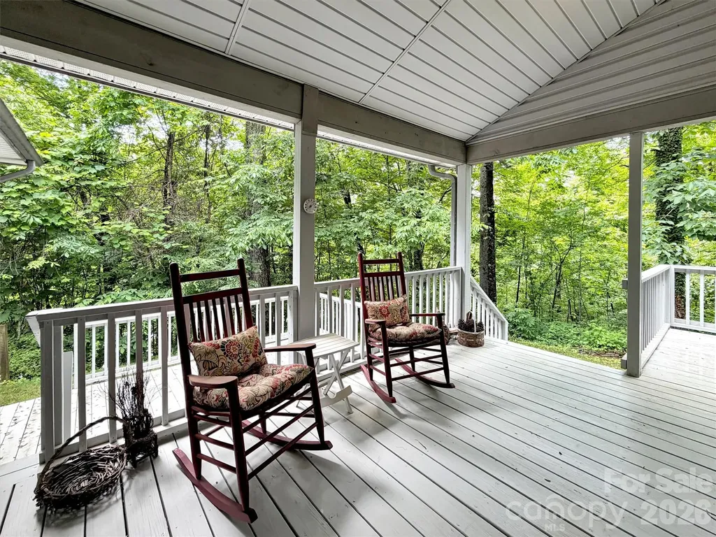 33 Buttercup Place Maggie Valley NC 28751