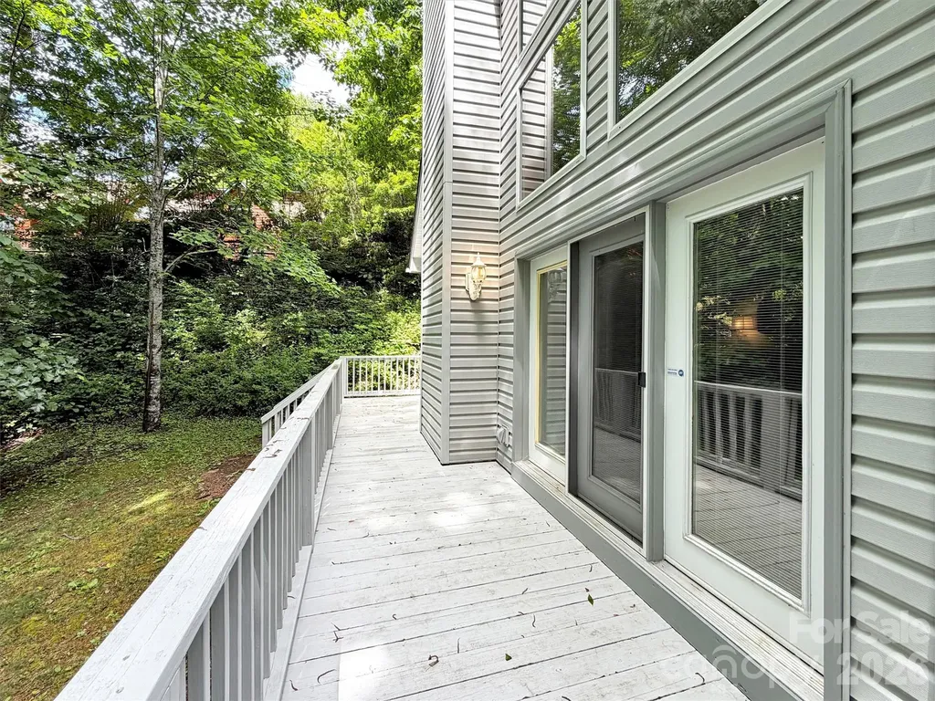 33 Buttercup Place Maggie Valley NC 28751