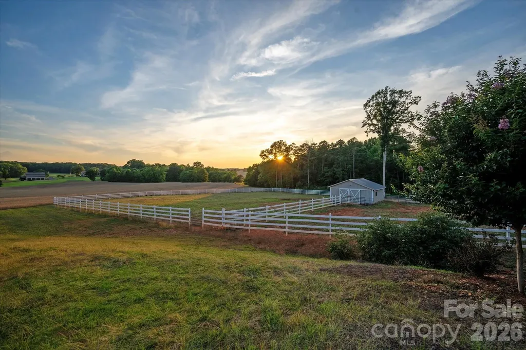 2206 Camden Road Wingate NC 28174