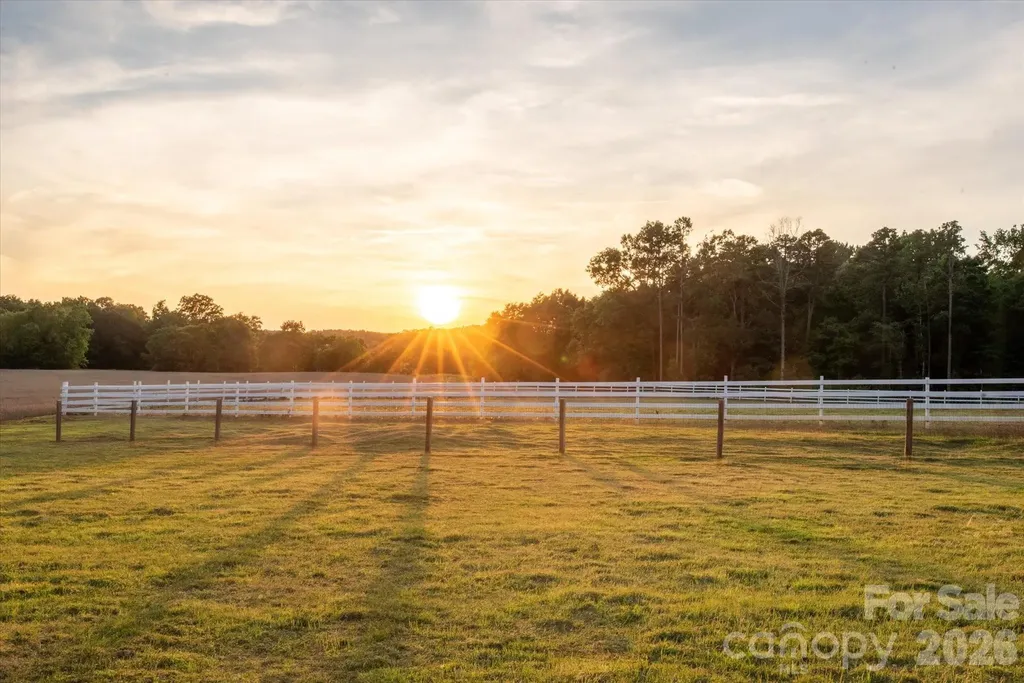 2206 Camden Road Wingate NC 28174