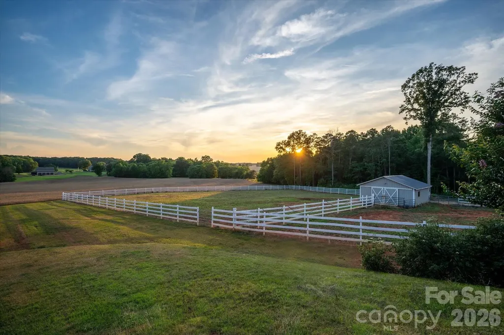 2206 Camden Road Wingate NC 28174