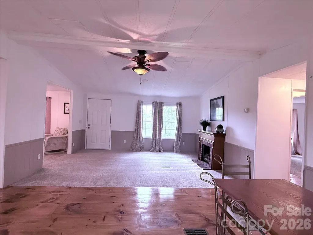 33 Honeysuckle Lane Taylorsville NC 28682