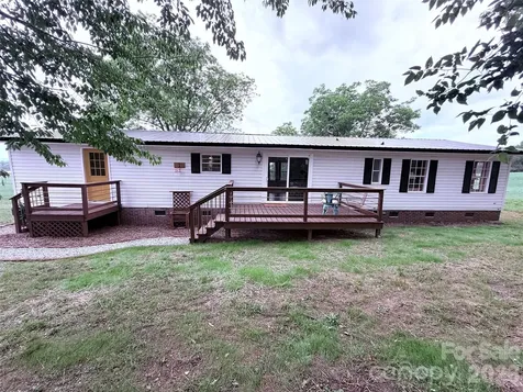 33 Honeysuckle Lane Taylorsville NC 28682