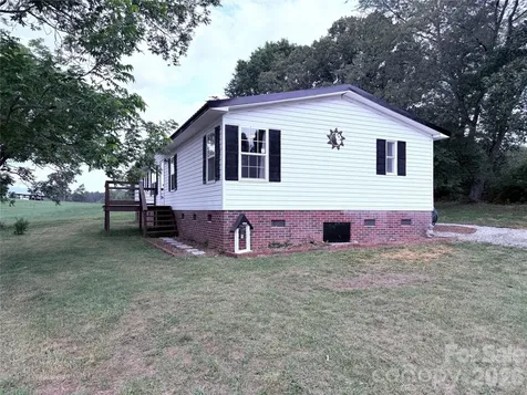 33 Honeysuckle Lane Taylorsville NC 28682