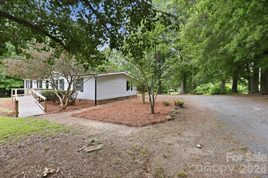 19082 Bear Creek Church Road Richfield NC 28137