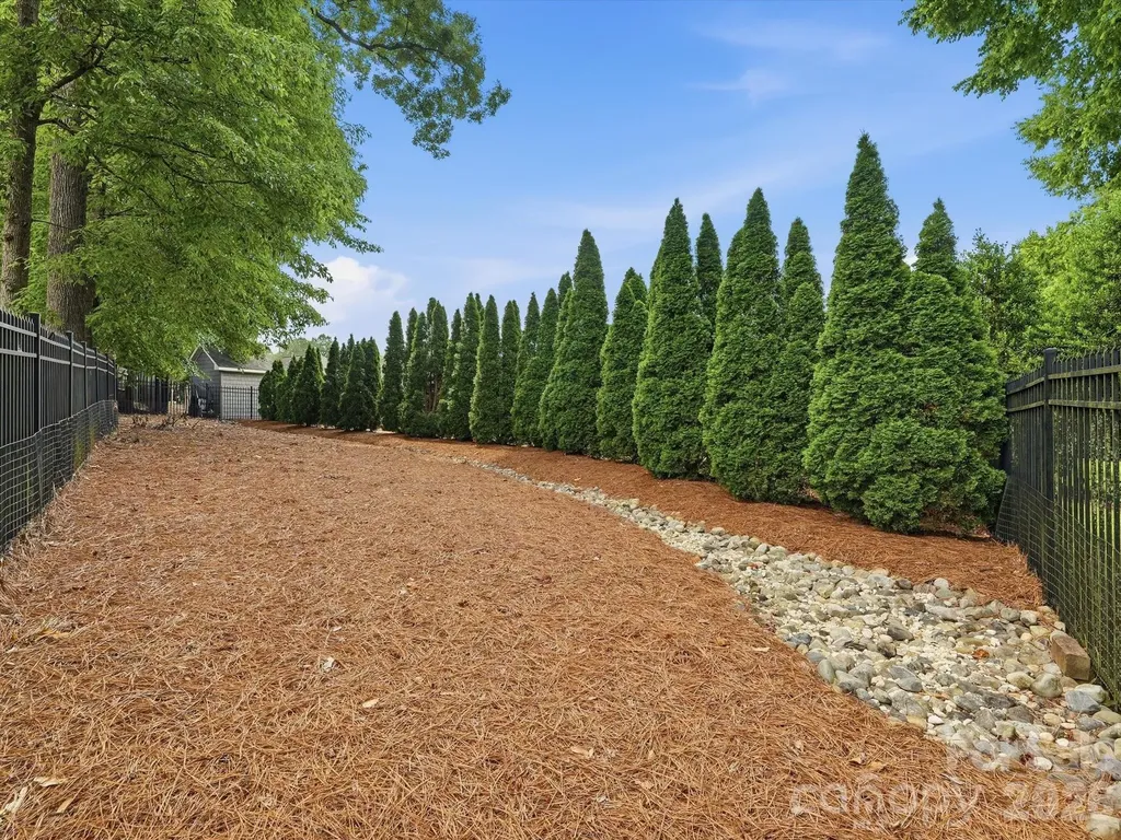 2106 Brookberry Lane Gastonia NC 28056