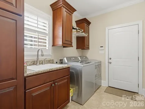 2106 Brookberry Lane Gastonia NC 28056