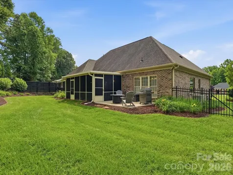 2106 Brookberry Lane Gastonia NC 28056