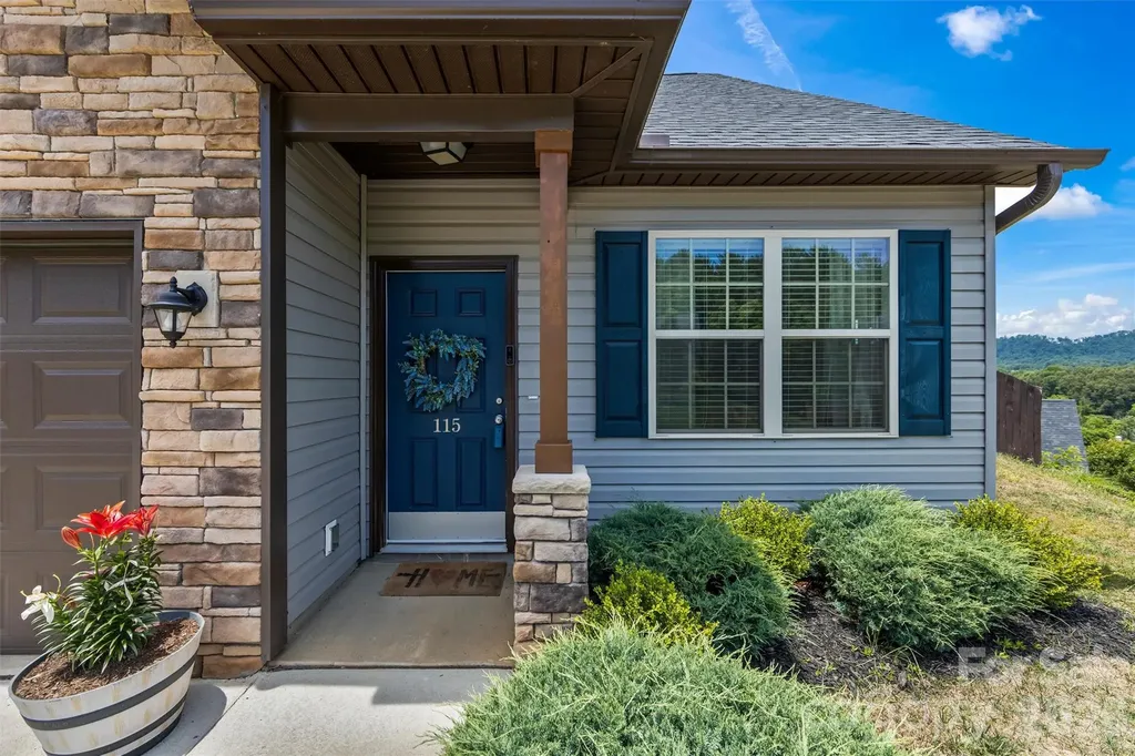 115 Water Leaf Drive Weaverville NC 28787