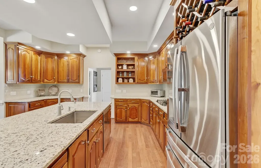 100 Perry Place Hendersonville NC 28739