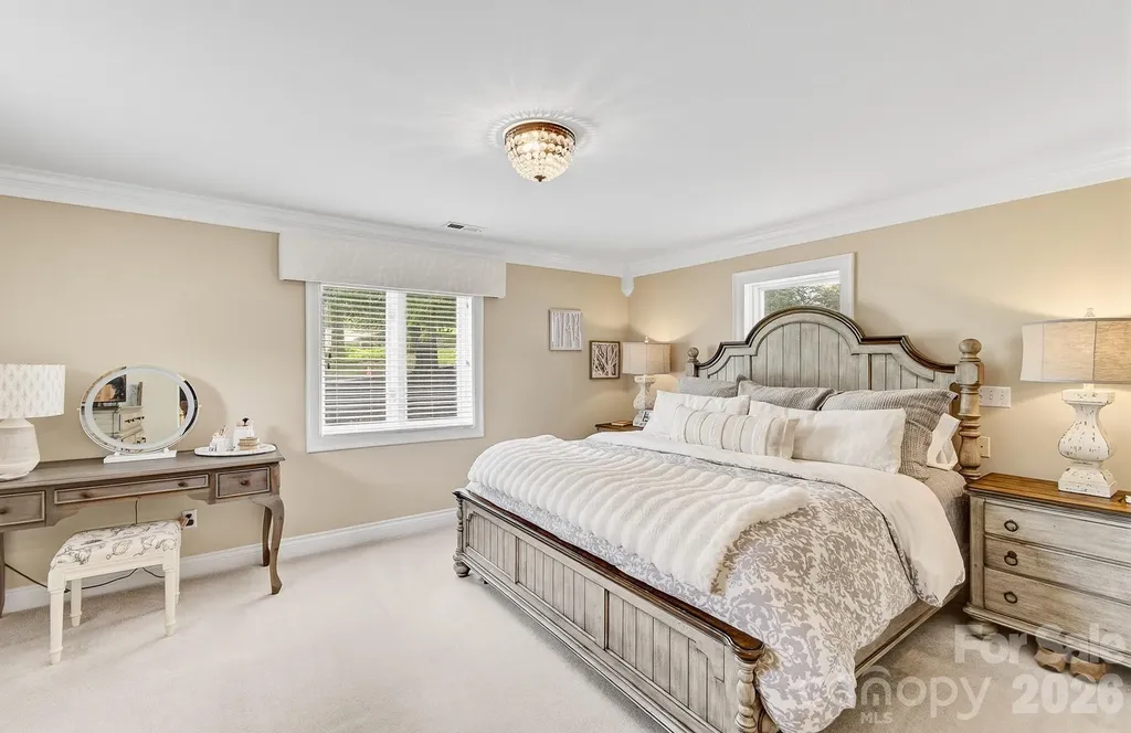 100 Perry Place Hendersonville NC 28739
