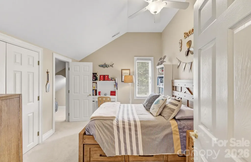 100 Perry Place Hendersonville NC 28739