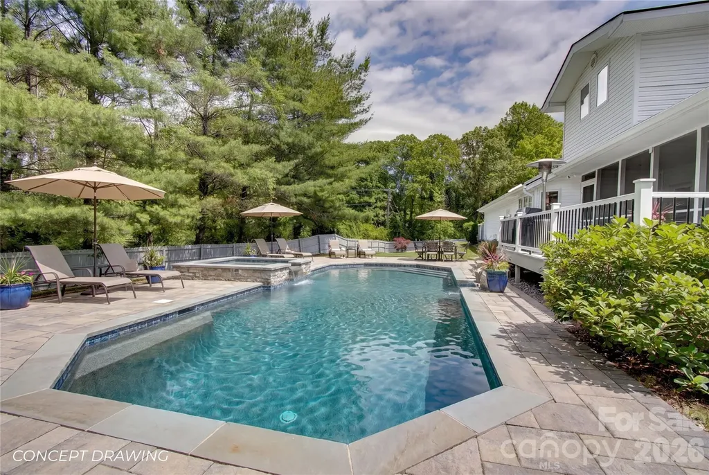 100 Perry Place Hendersonville NC 28739