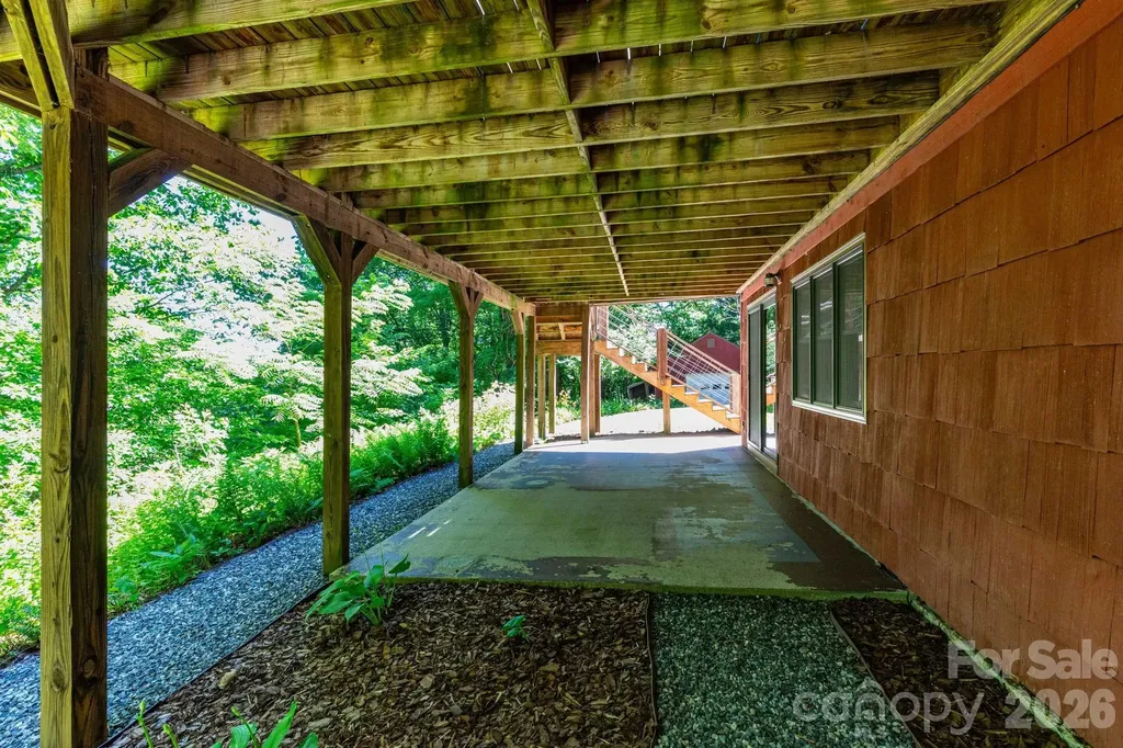 168 Blossom Ridge Leicester NC 28748