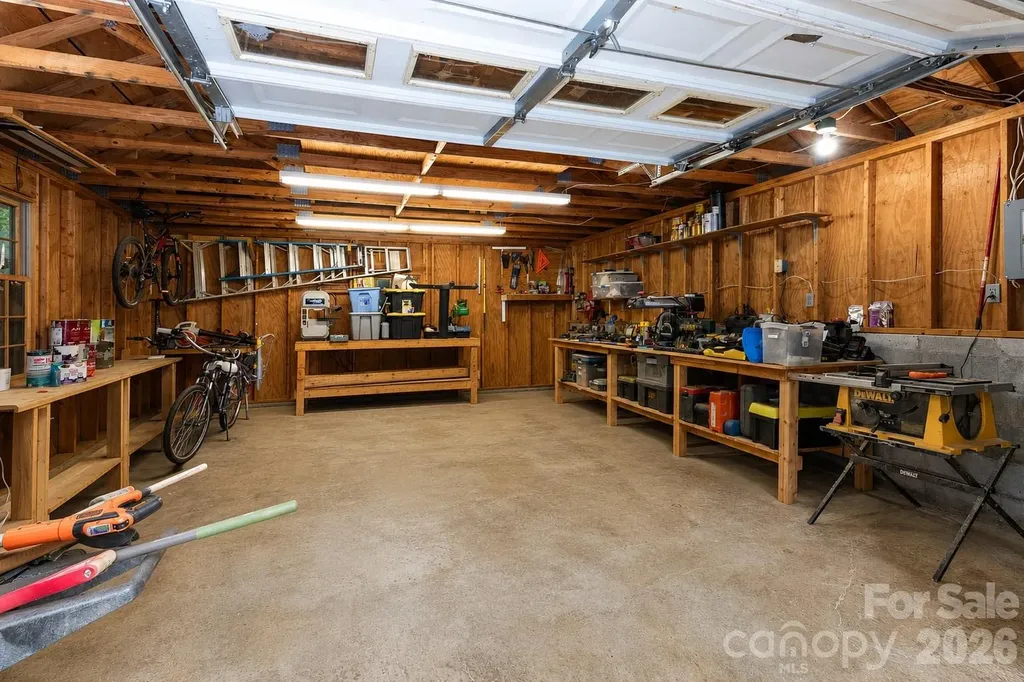 168 Blossom Ridge Leicester NC 28748