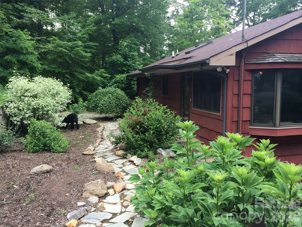 168 Blossom Ridge Leicester NC 28748