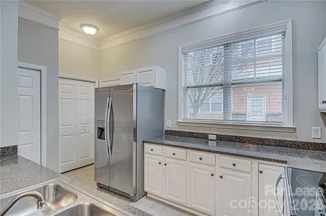 1553 Pecan Avenue Charlotte NC 28205