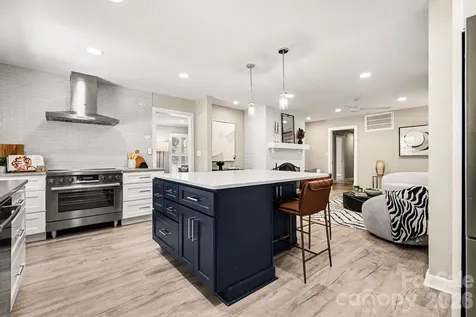 6818 Candlewyck Lane Charlotte NC 28226