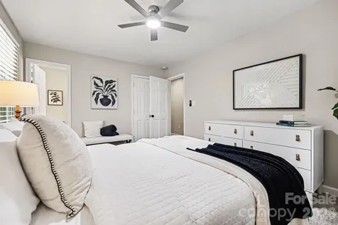 6818 Candlewyck Lane Charlotte NC 28226