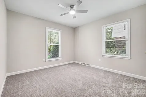 6818 Candlewyck Lane Charlotte NC 28226