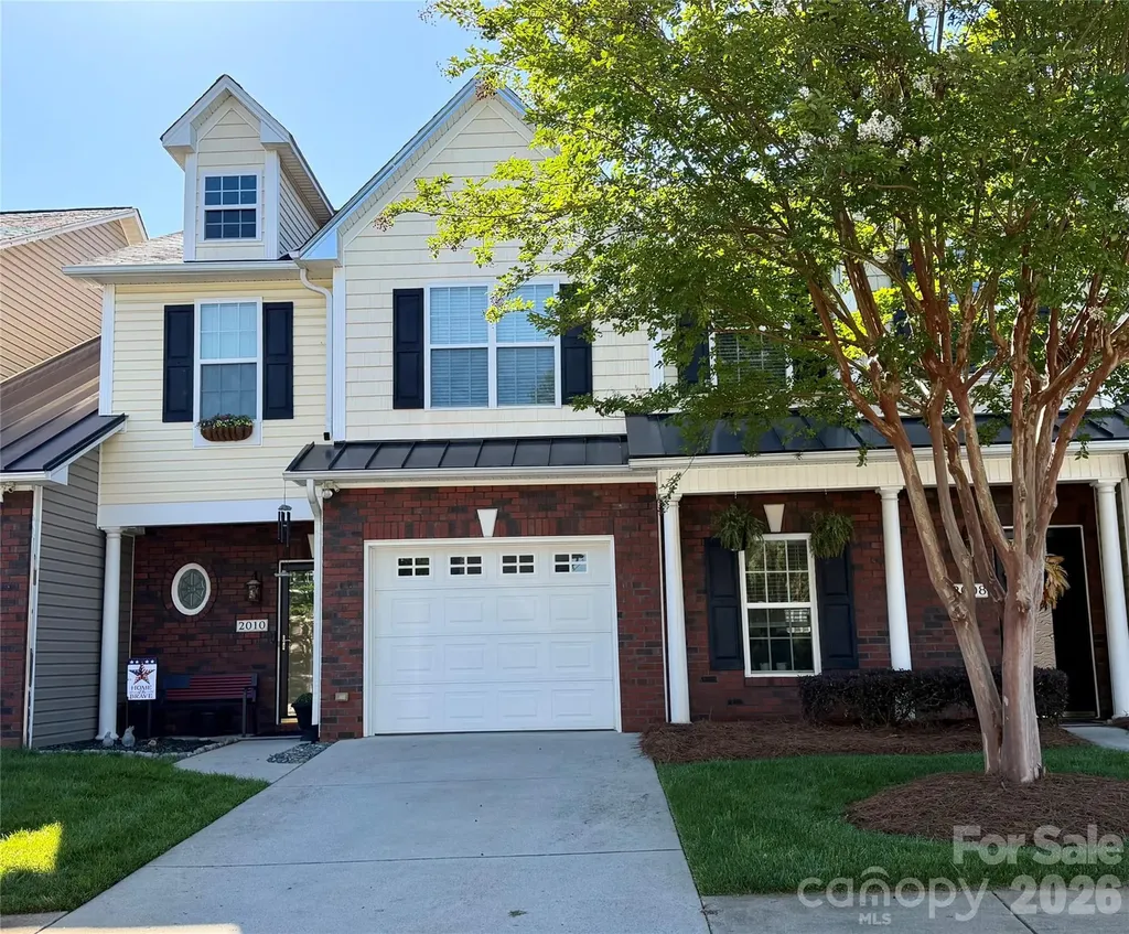 2010 Talbot Lane Hickory NC 28602
