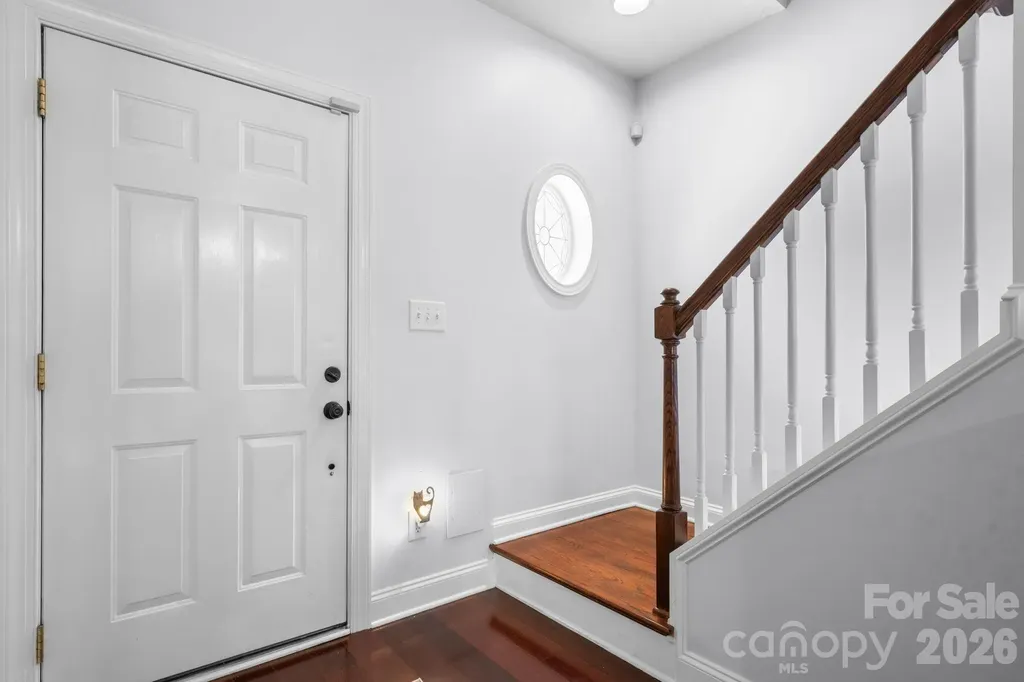 2010 Talbot Lane Hickory NC 28602
