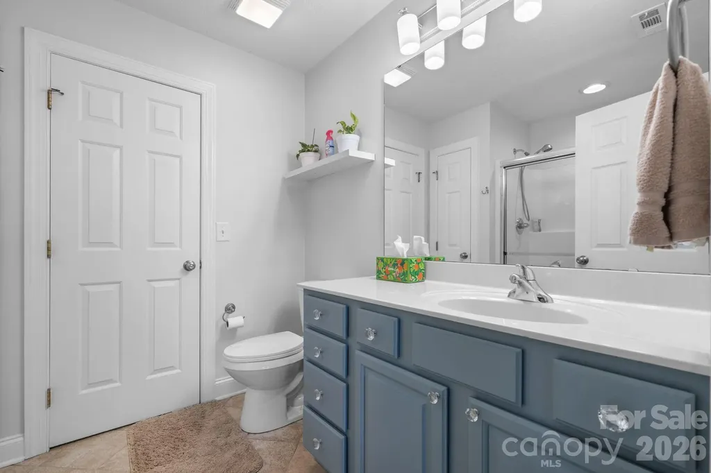 2010 Talbot Lane Hickory NC 28602