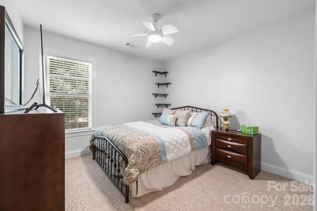 2010 Talbot Lane Hickory NC 28602