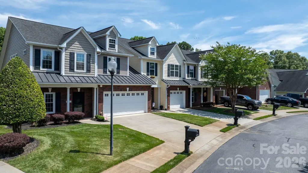 2010 Talbot Lane Hickory NC 28602