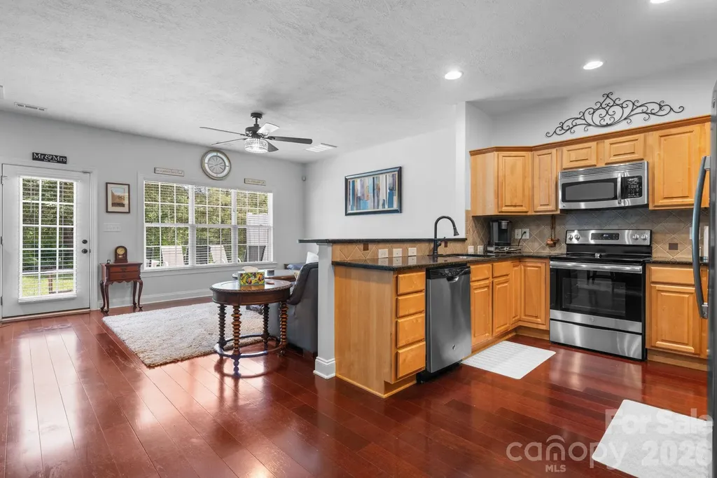 2010 Talbot Lane Hickory NC 28602