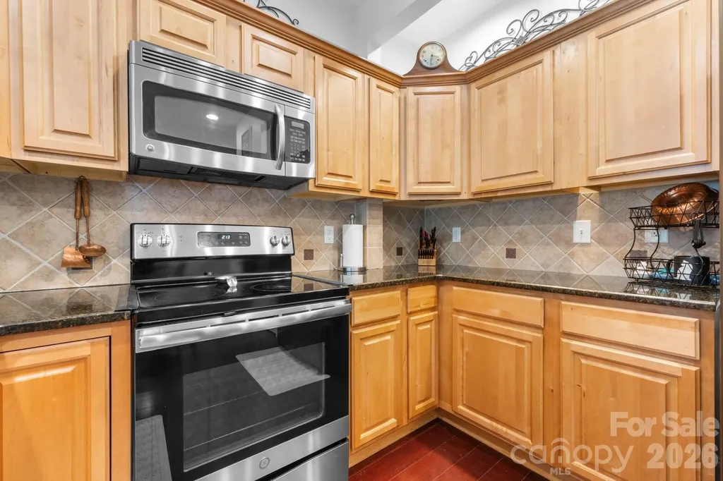 2010 Talbot Lane Hickory NC 28602