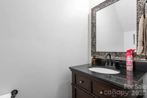 2010 Talbot Lane Hickory NC 28602