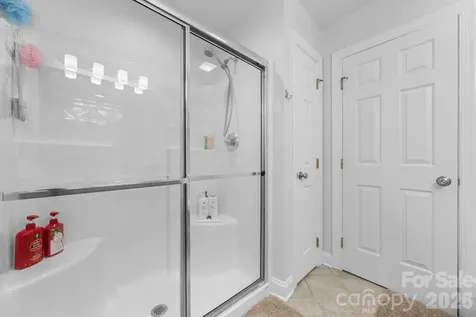 2010 Talbot Lane Hickory NC 28602