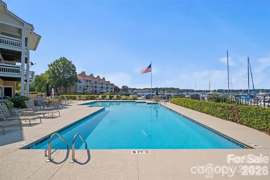 18009 Kings Point Drive Cornelius NC 28031