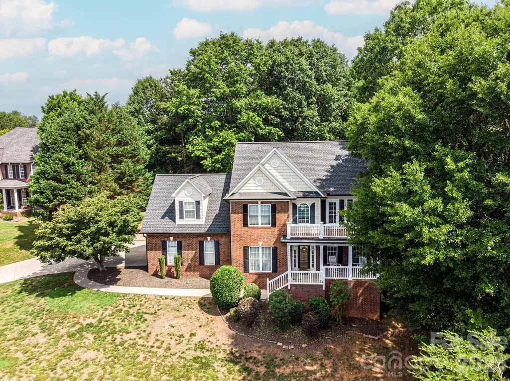 5700 Crown Terrace Hickory NC 28601