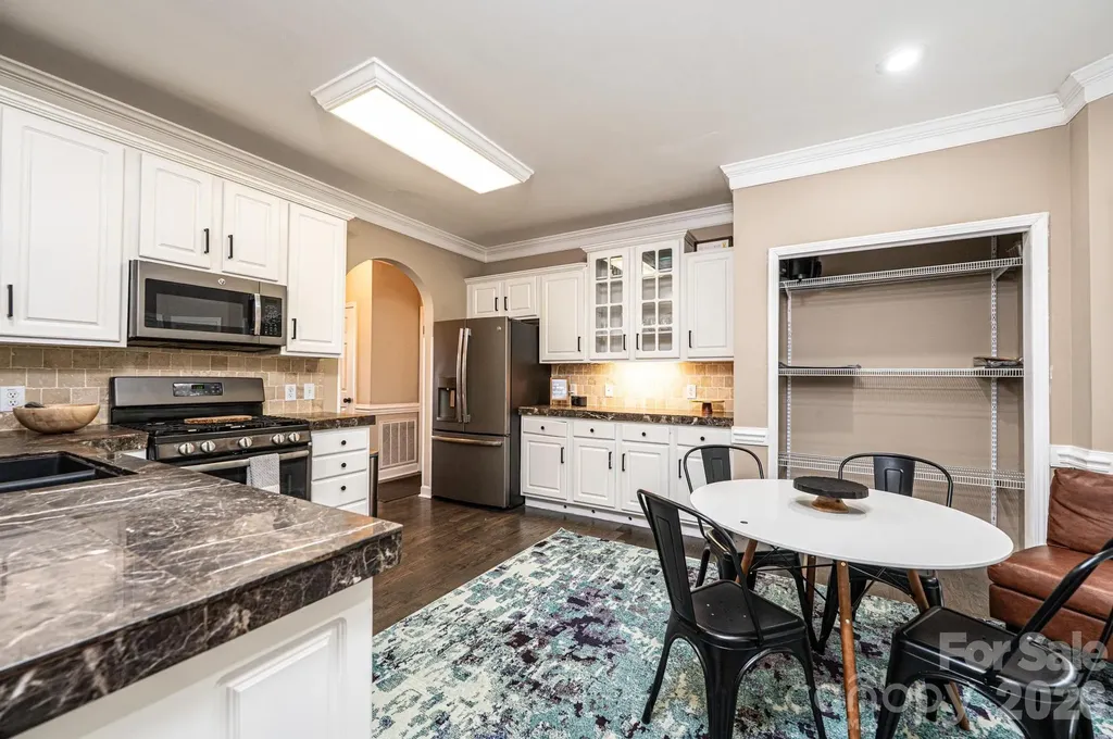 5700 Crown Terrace Hickory NC 28601